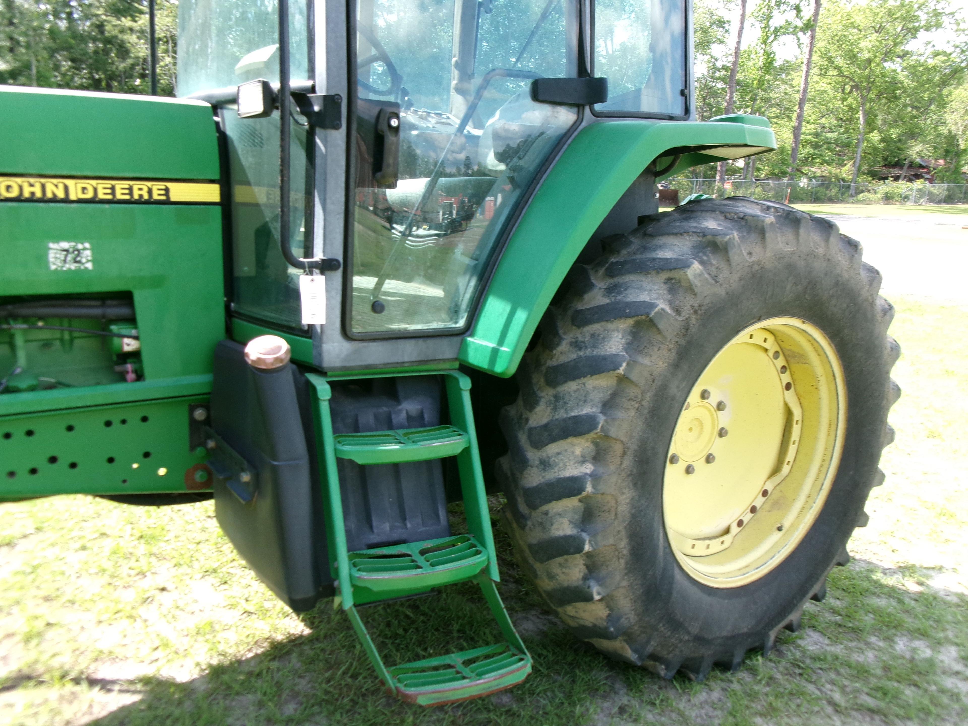 (0526)  JOHN DEERE MODEL 7410 TRACTOR