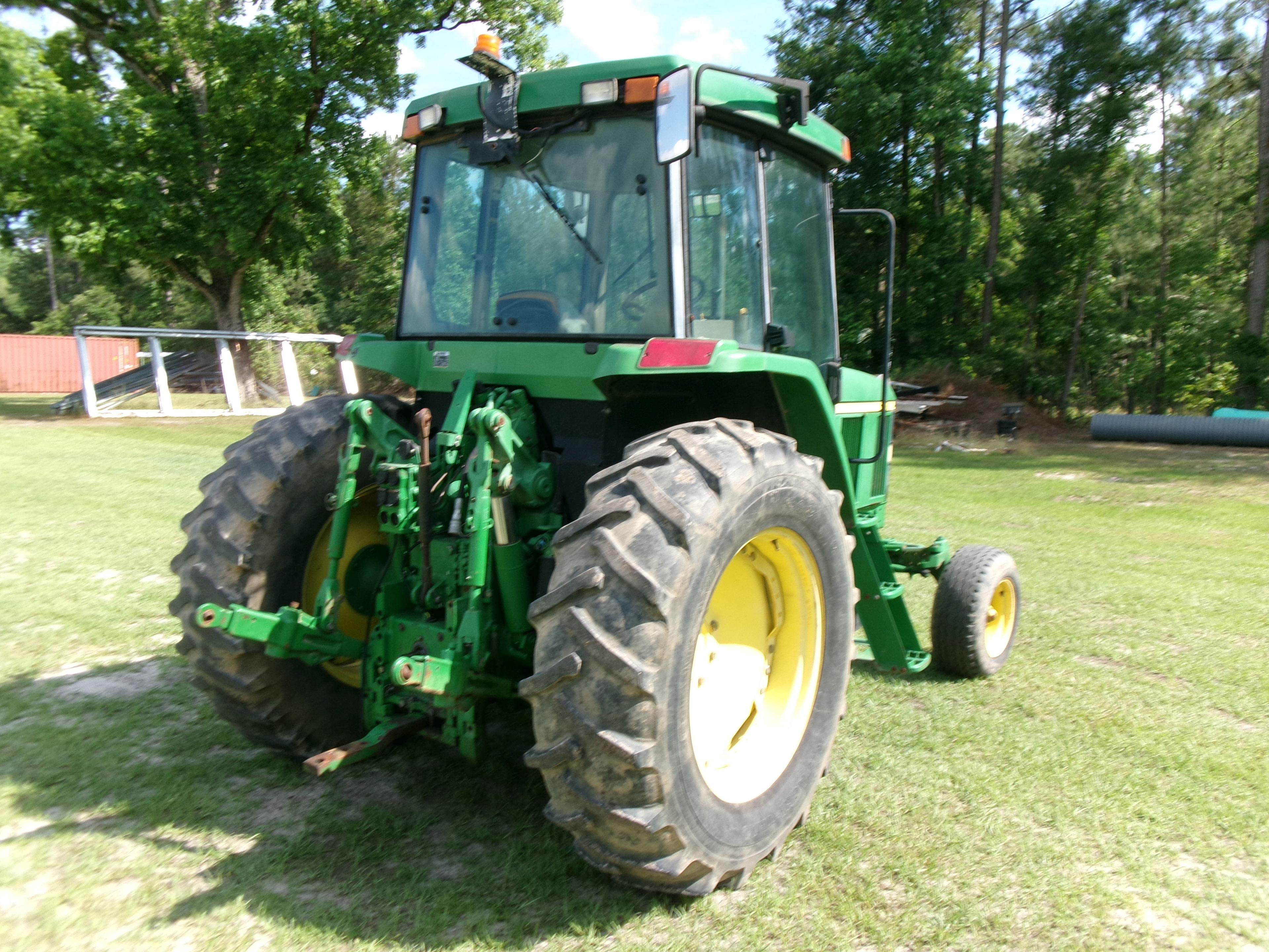 (0526)  JOHN DEERE MODEL 7410 TRACTOR