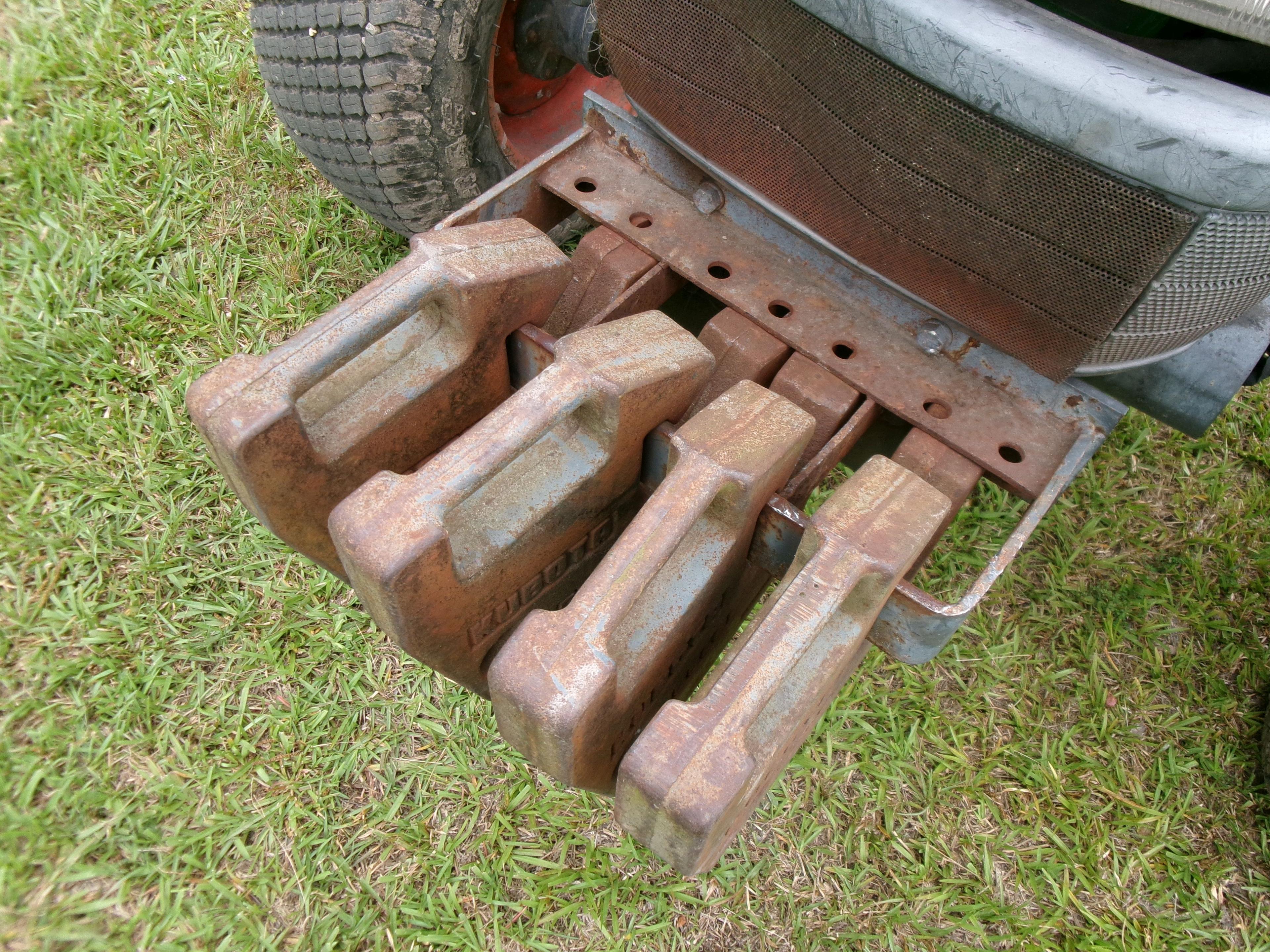 (0577)  KUBOTA MODEL L3830 ROPS TRACTOR