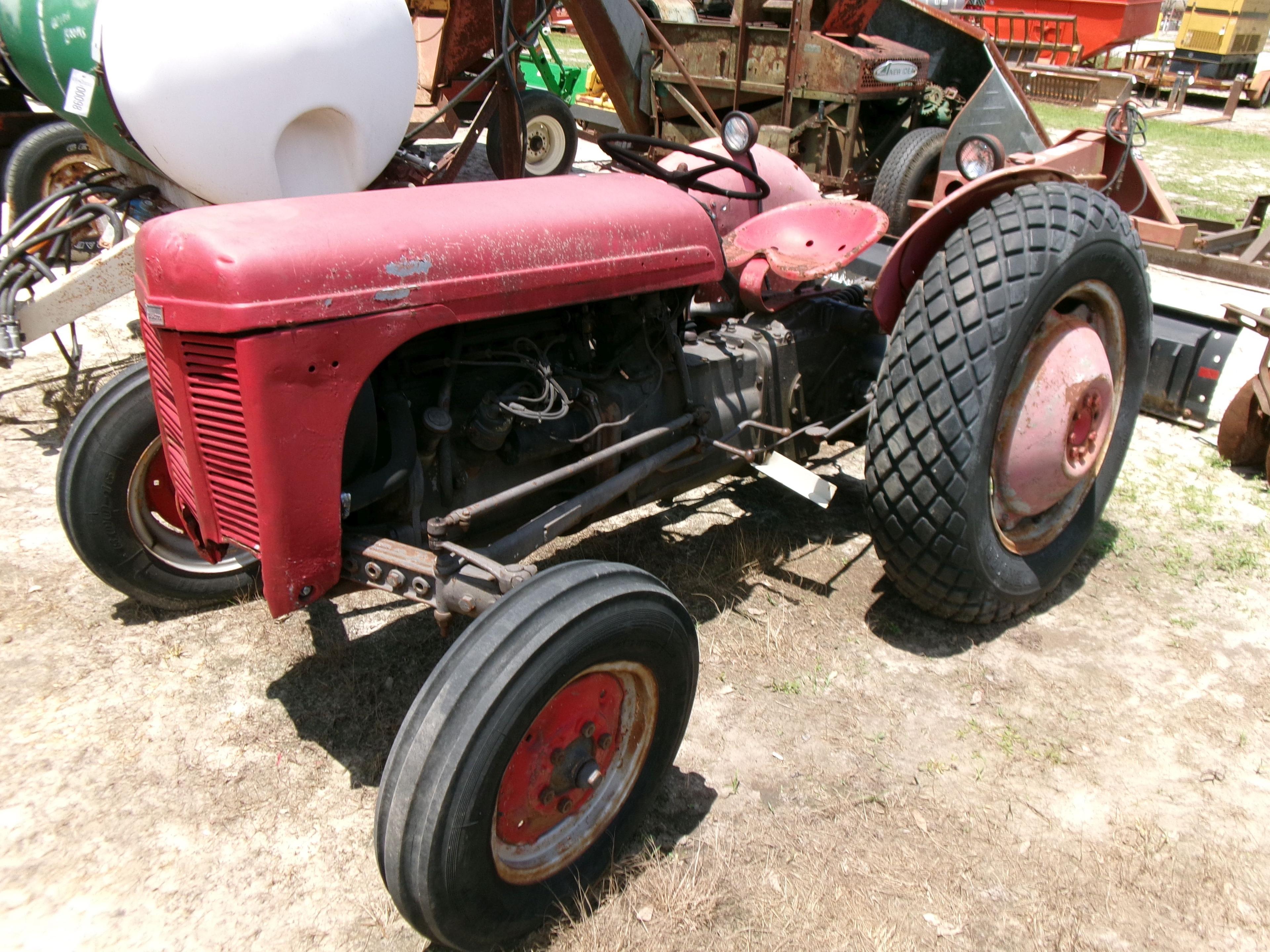 (7458)  Ferguson T.O. Tractor