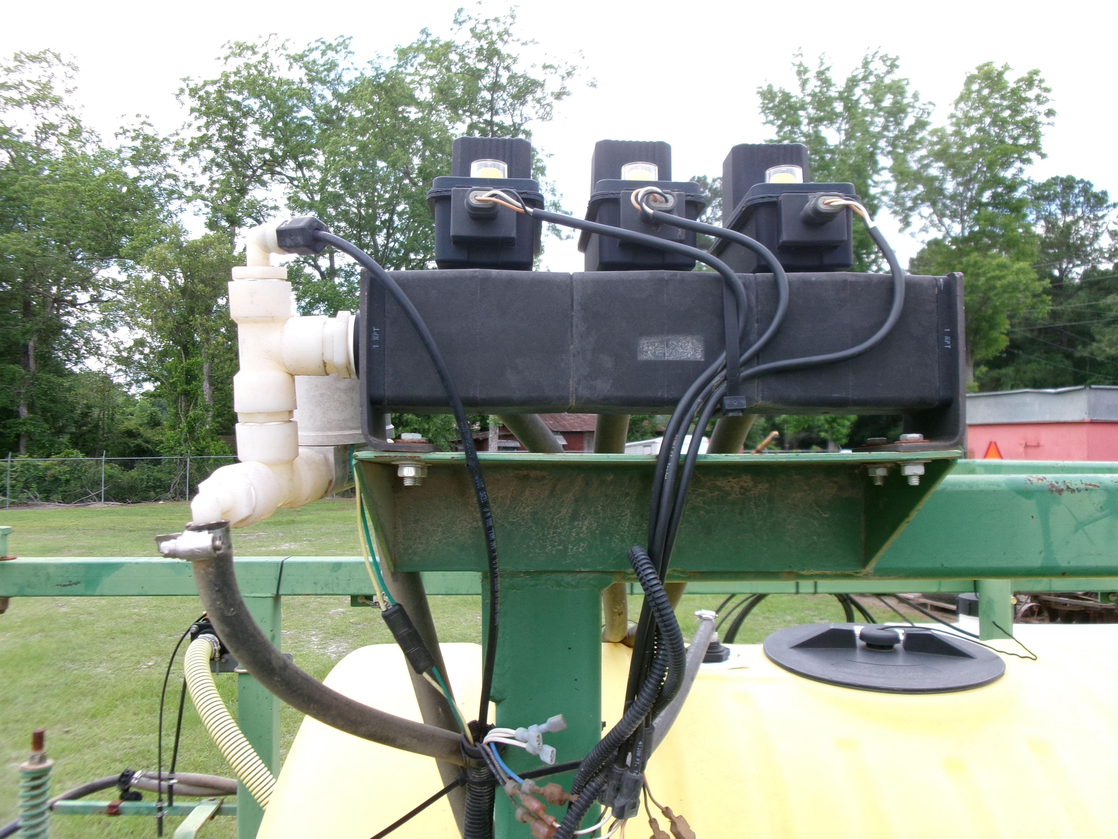 (8990)  Riddick 300 Gallon Sprayer