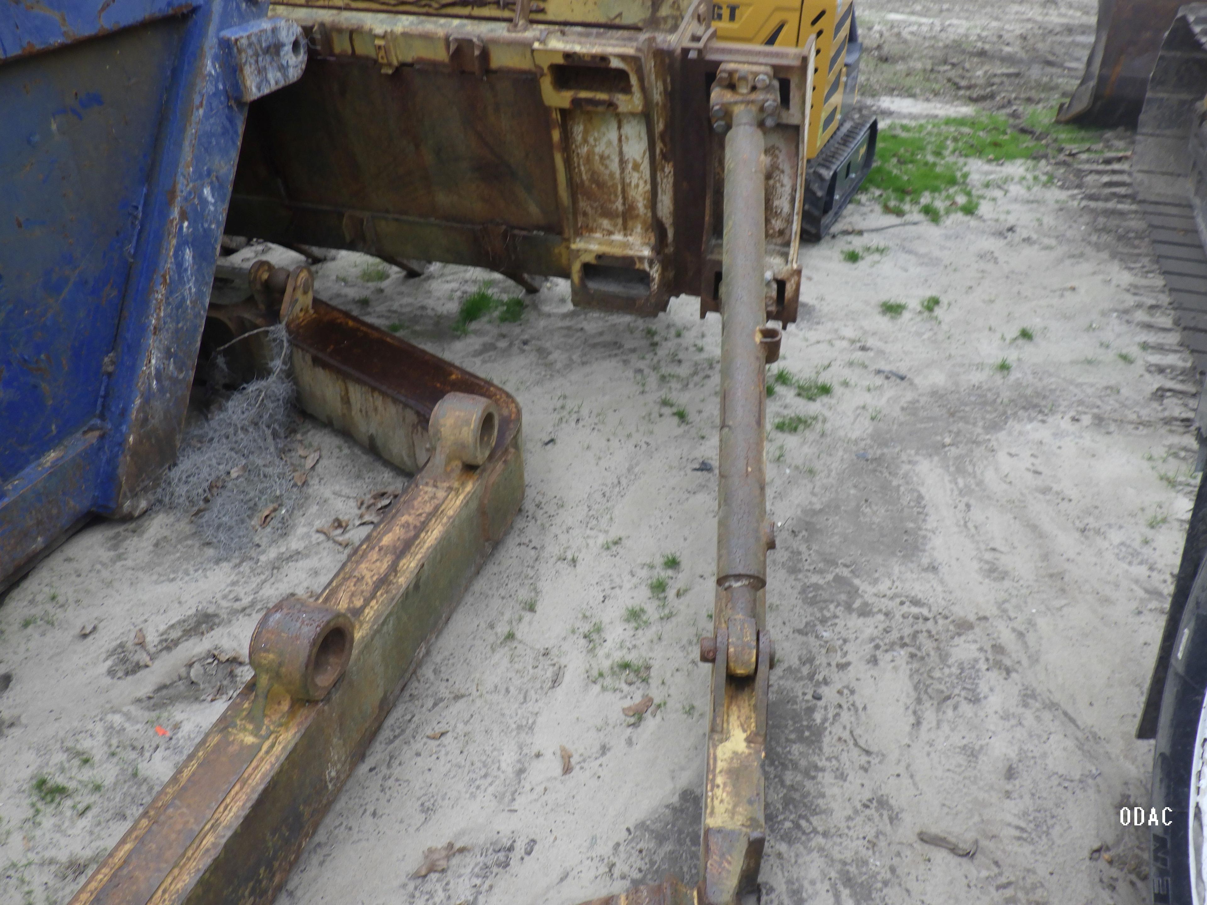 (2073) Root Rake
