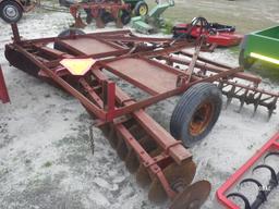 (2087) International 10' Pull Type Disk Harrow