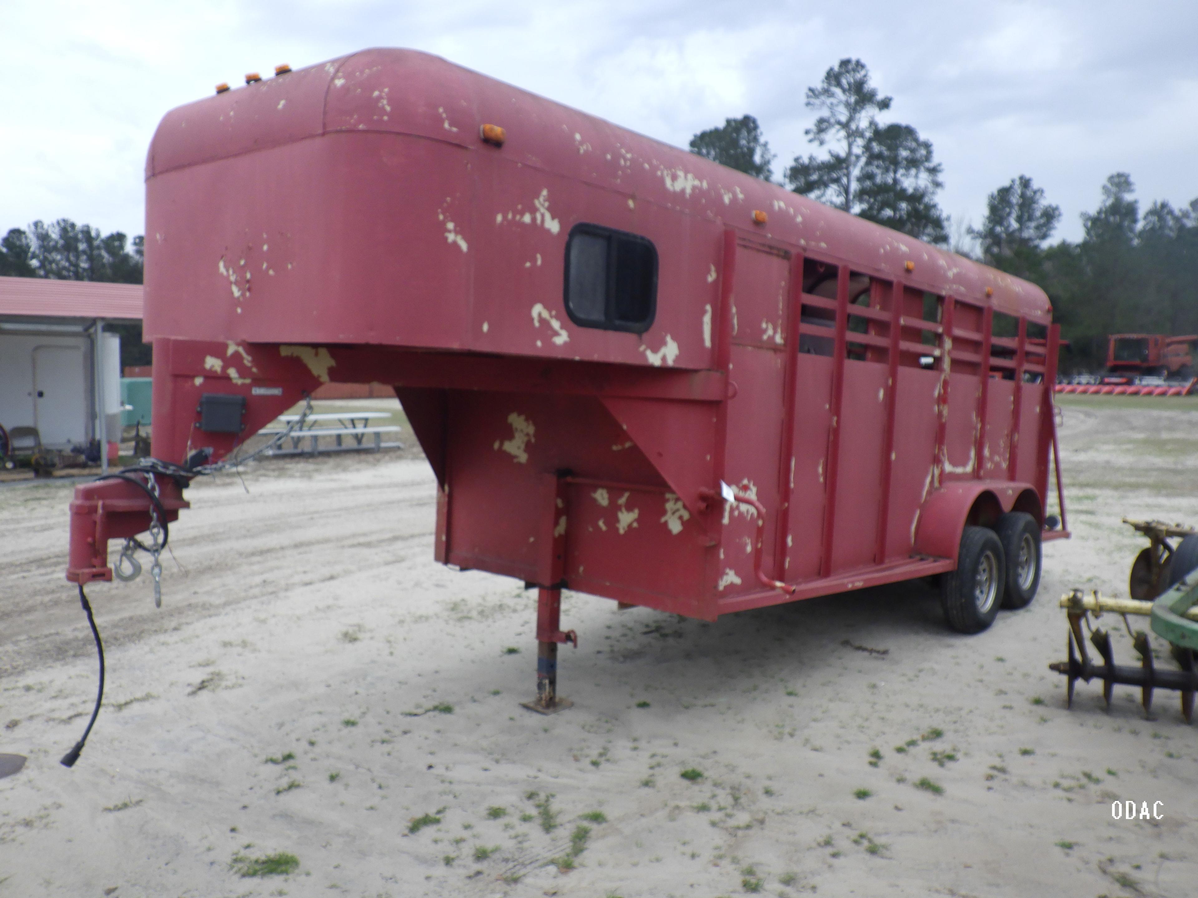 (2165) 6' x 18' Livestock Gooseneck (w/oTitle)