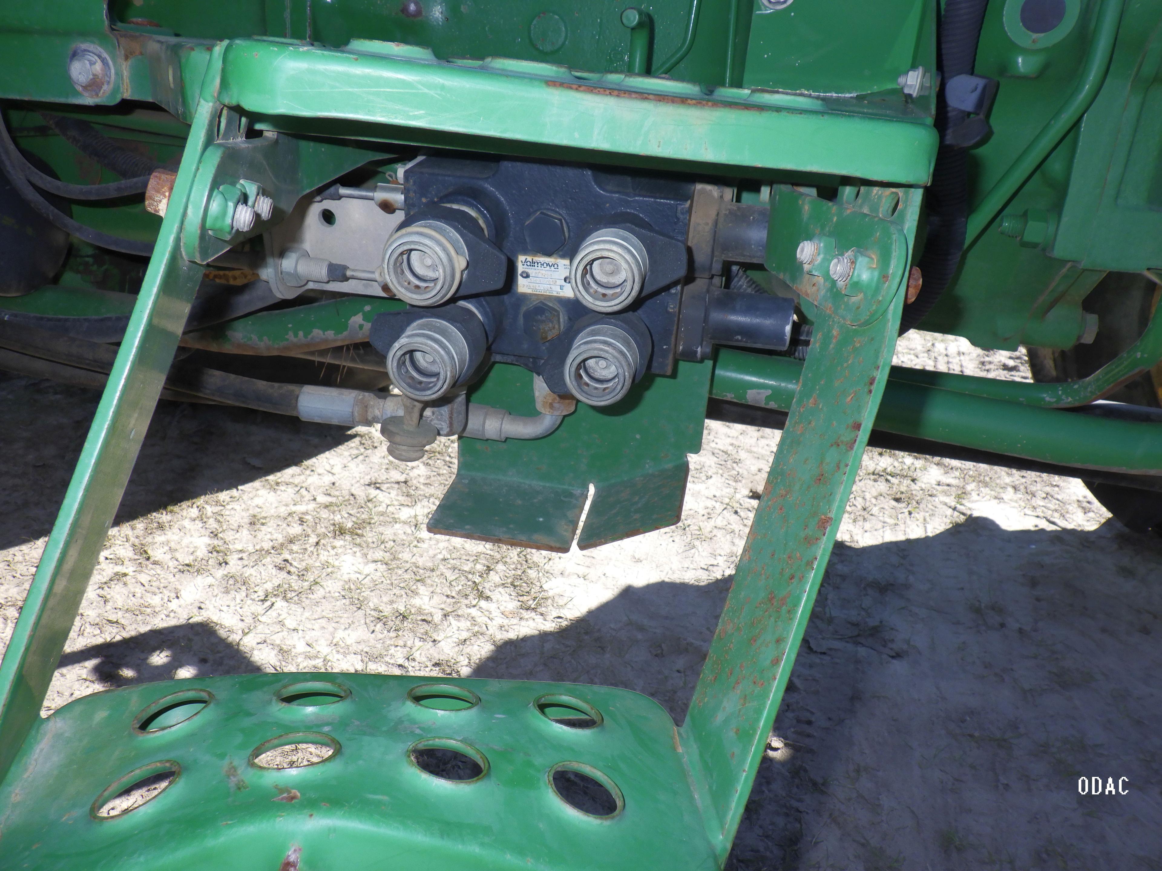 (2271) John Deere 5075E ROPS Tractor