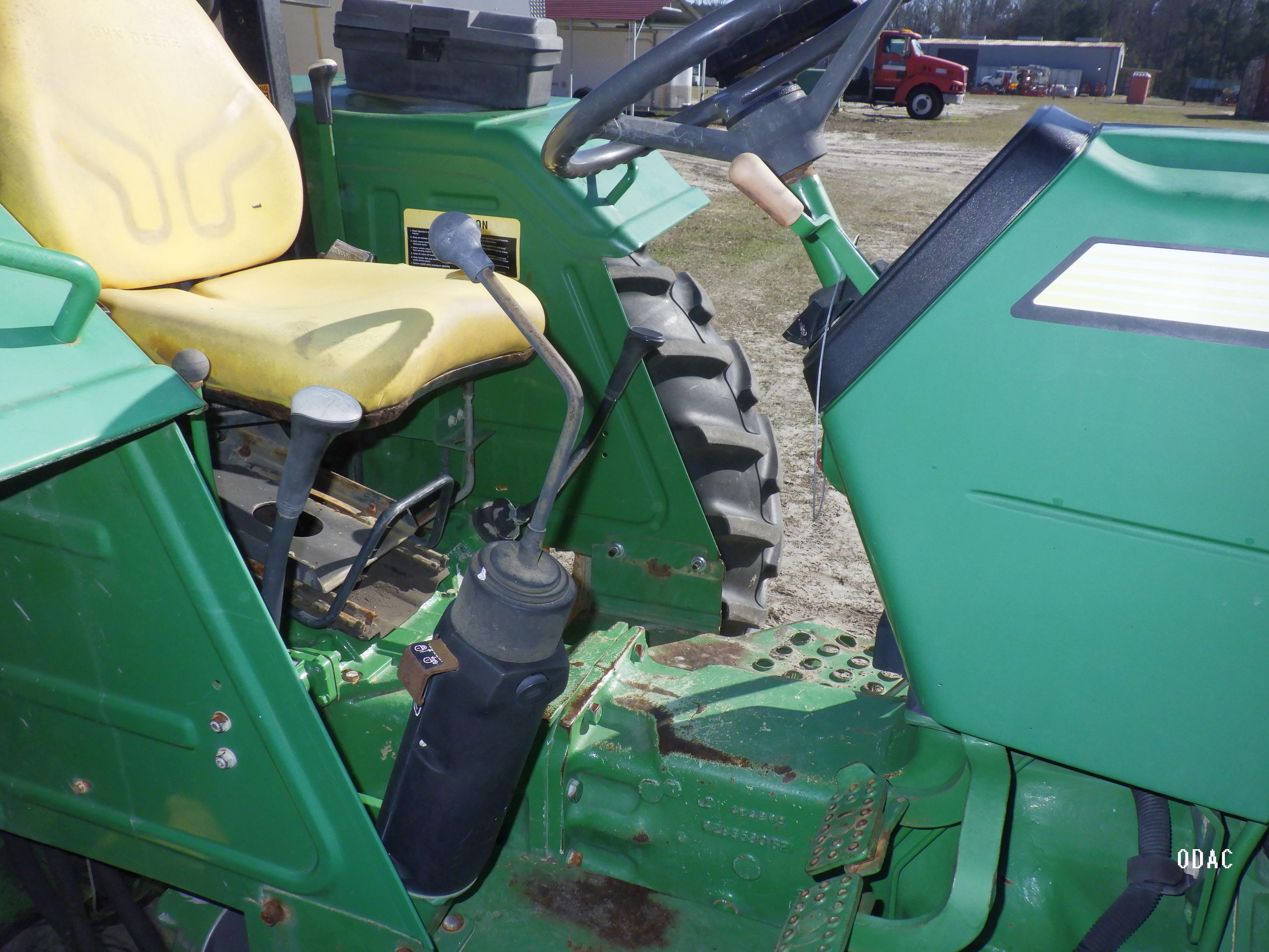 (2271) John Deere 5075E ROPS Tractor
