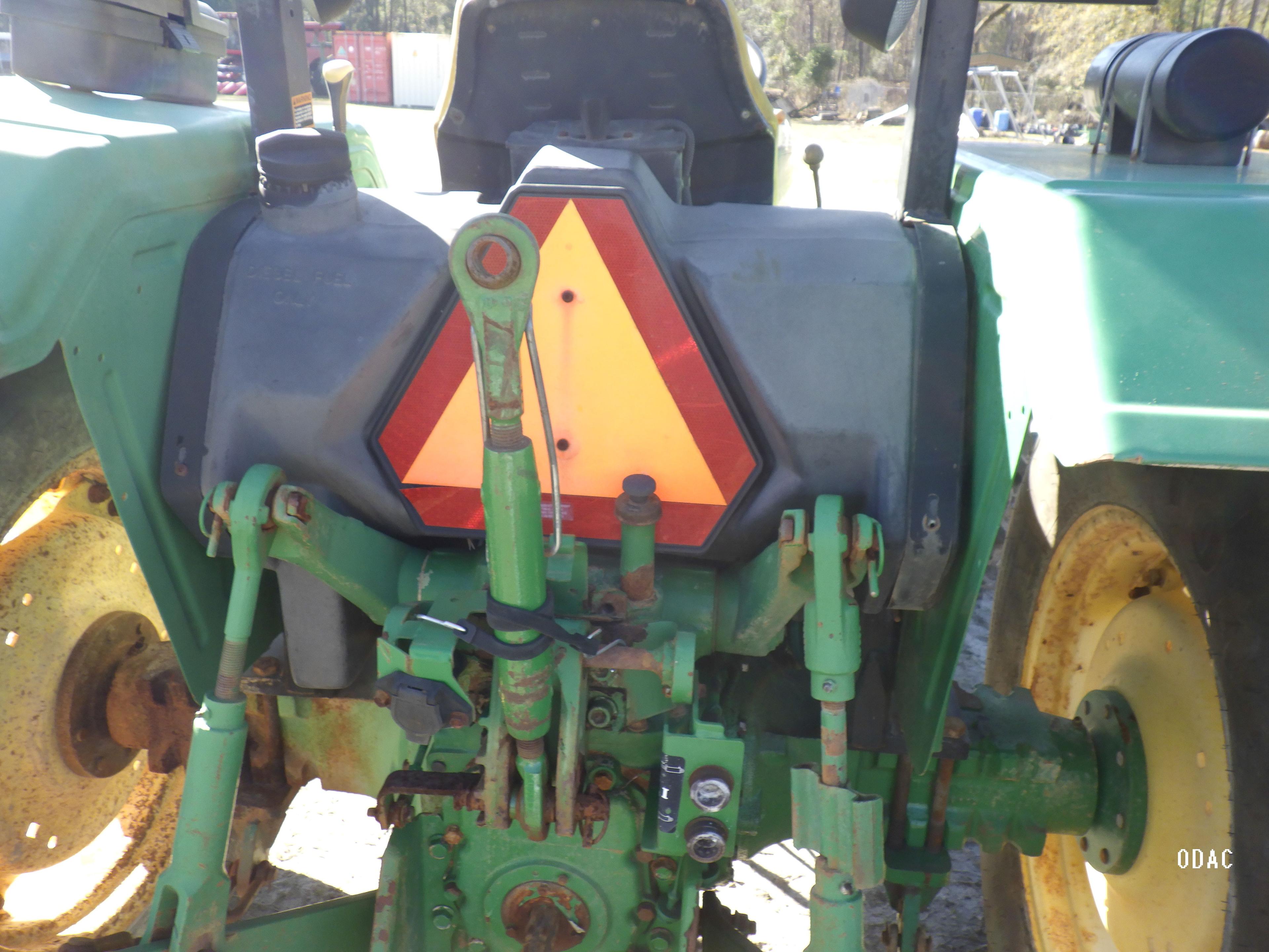 (2271) John Deere 5075E ROPS Tractor
