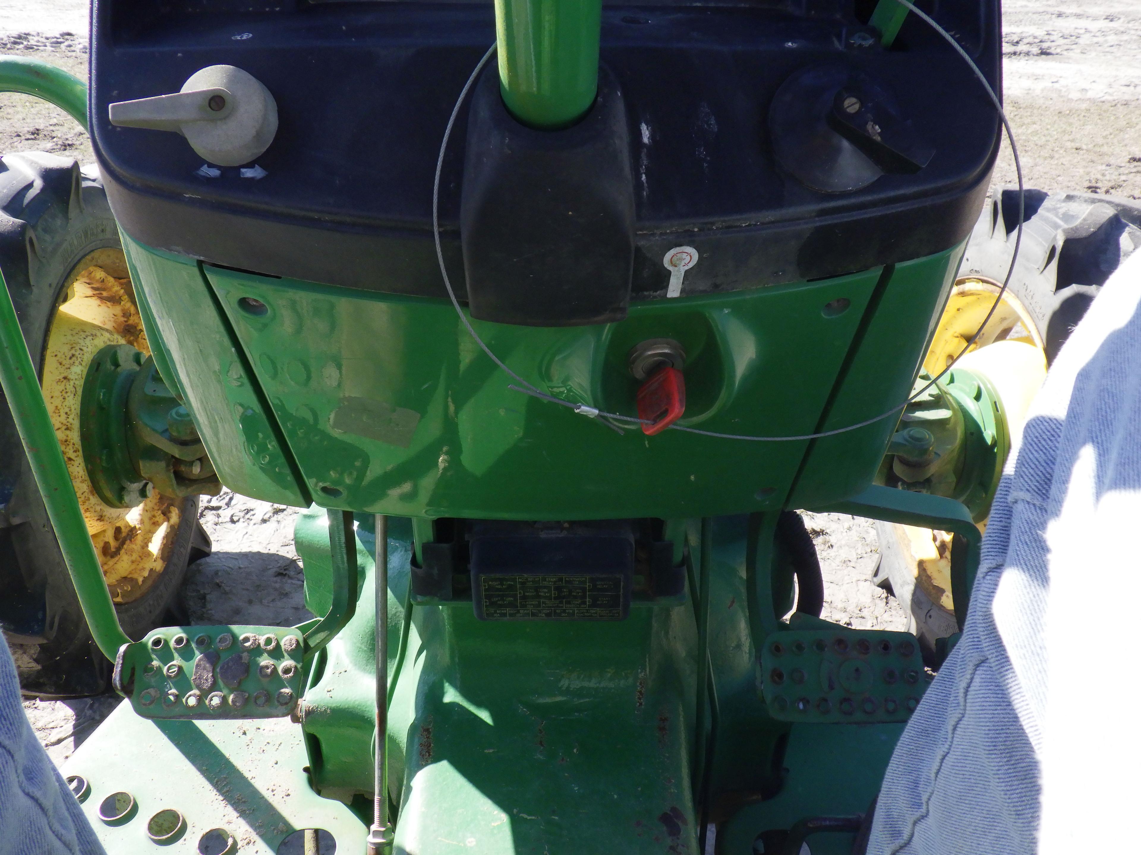 (2271) John Deere 5075E ROPS Tractor