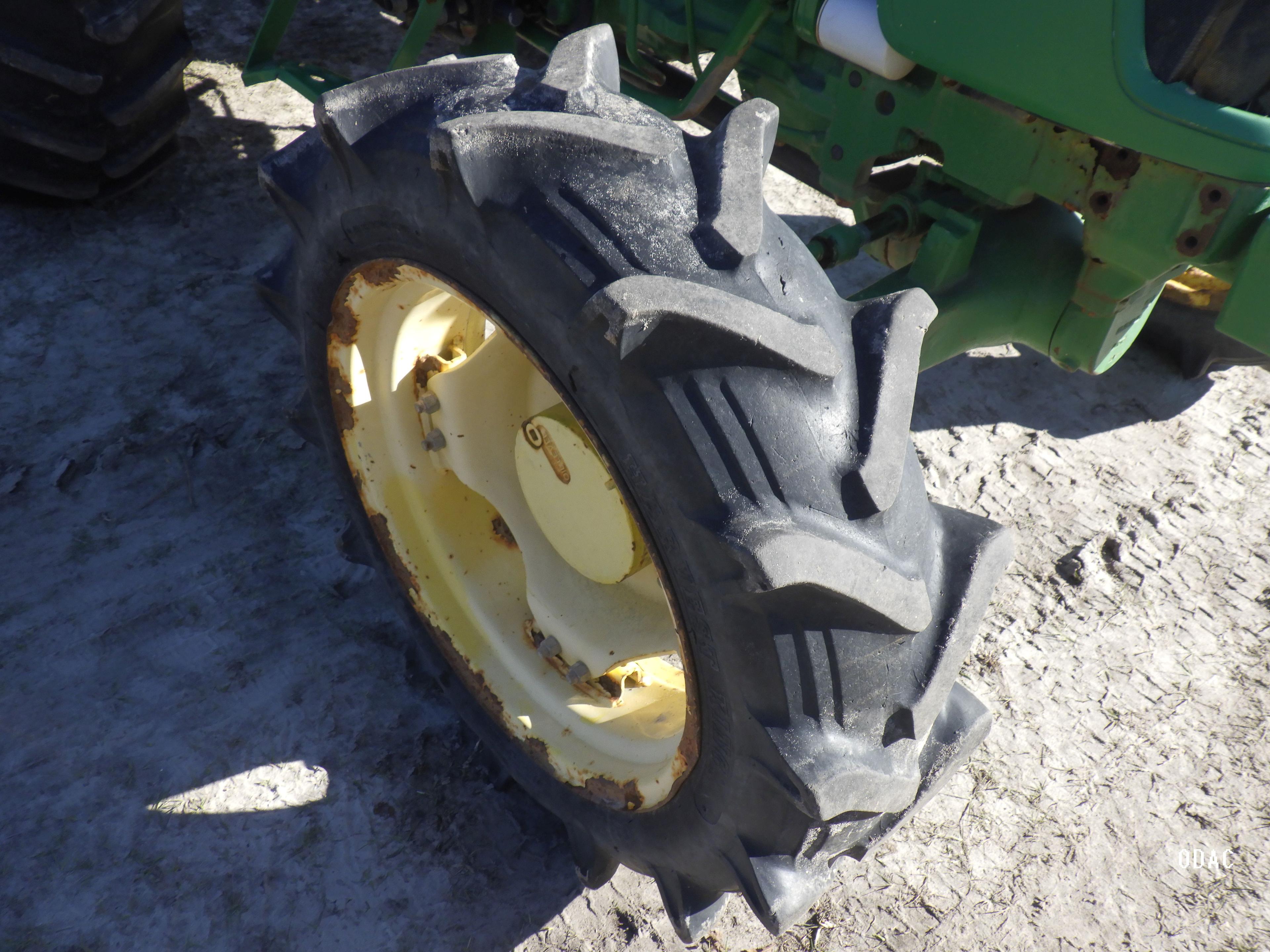 (2271) John Deere 5075E ROPS Tractor