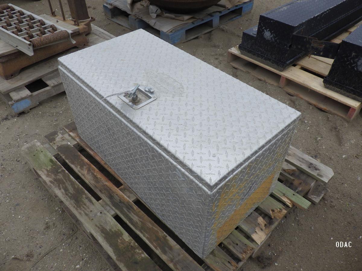 (2557) Galvanixed Diamond Plate Tool Bax