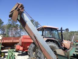 (3040) New Idea 323 One Row Corn Picker