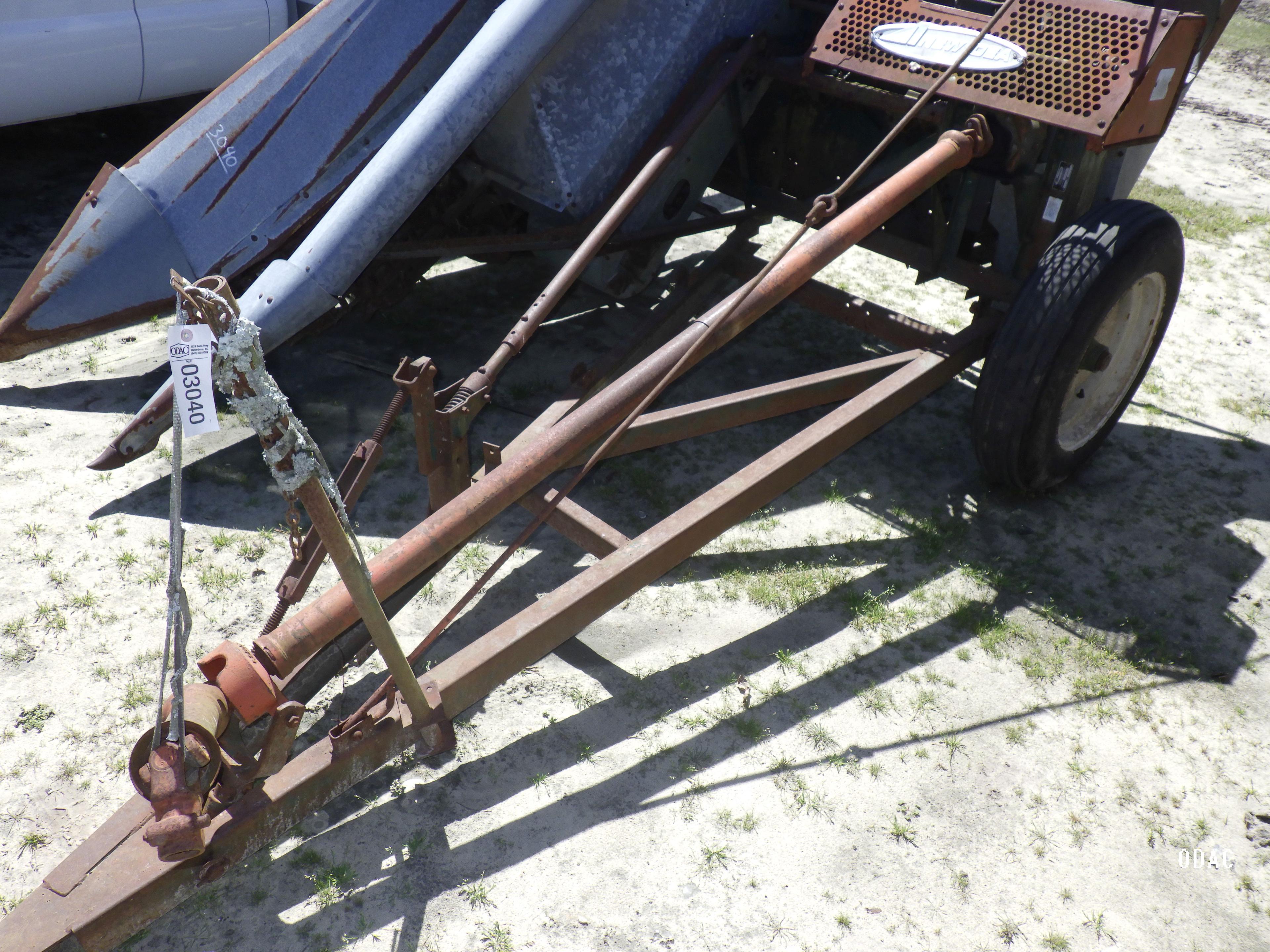 (3040) New Idea 323 One Row Corn Picker