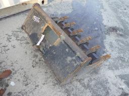 (4156) 36" Mini Excavator Bucket w/Teeth(Absolute)