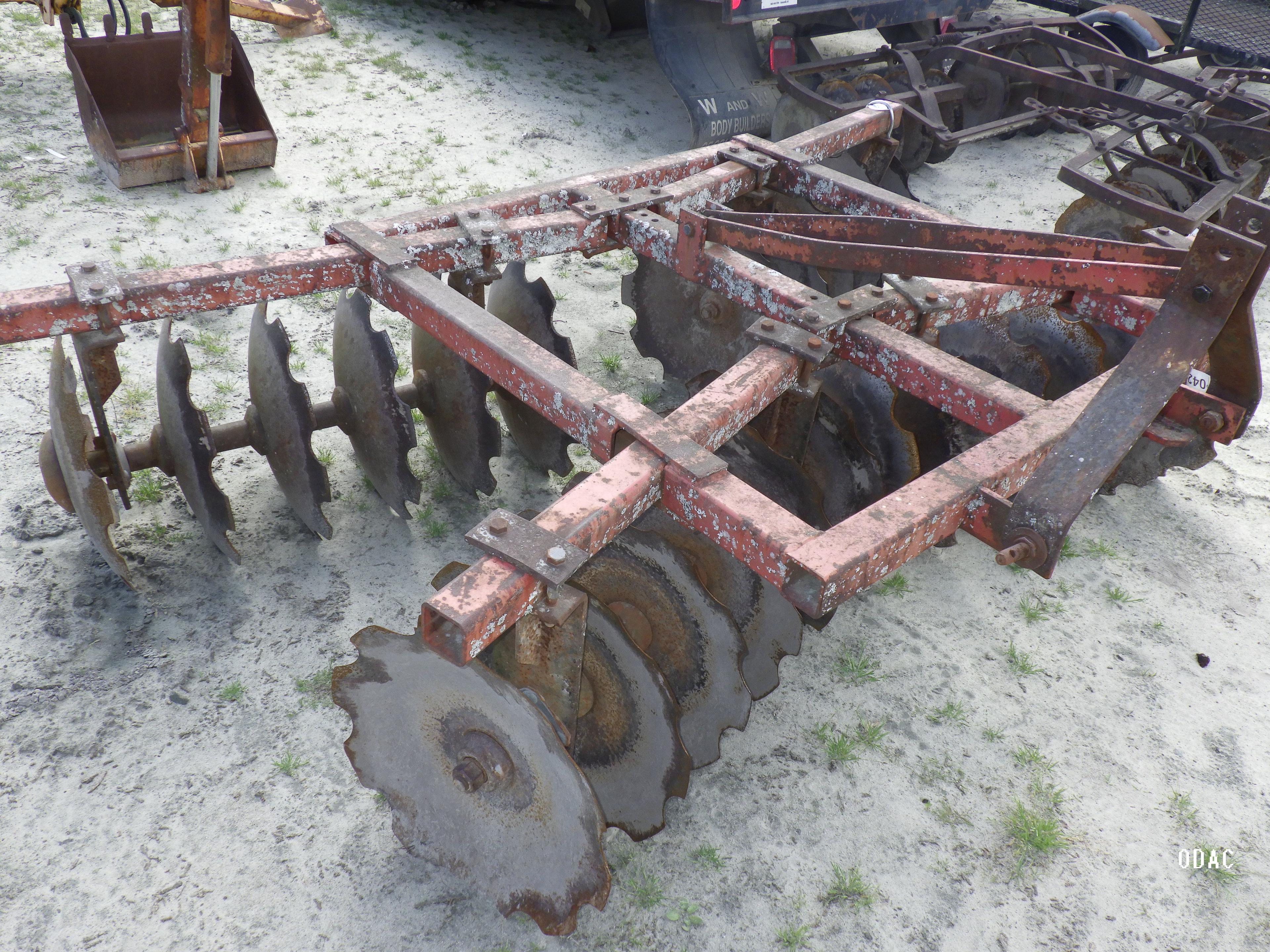 (4202) Lowery 8' 3pt Disc Harrow