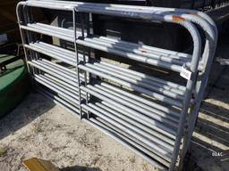 (4408) 8' Gates (2x$)