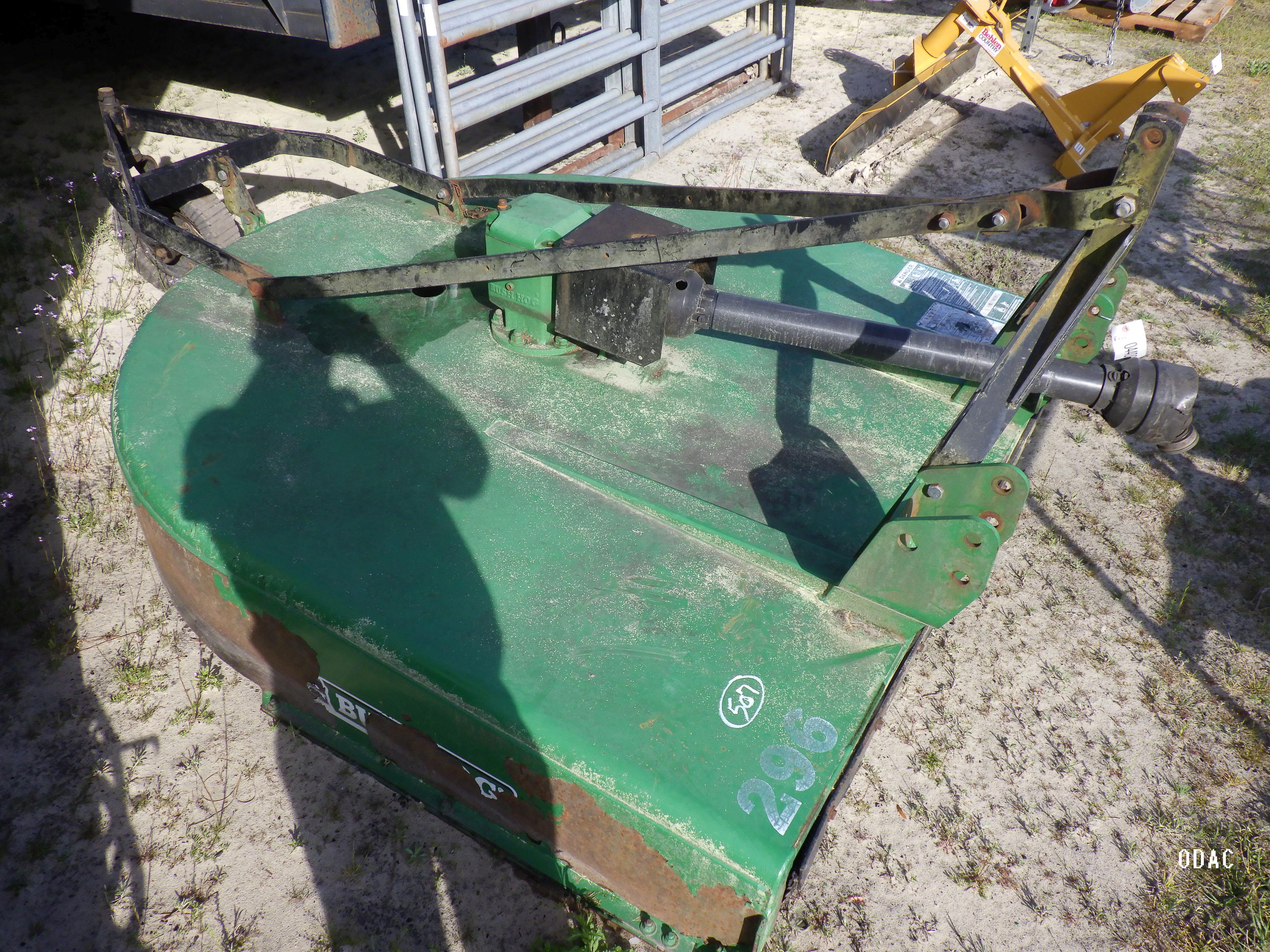 (4409) 6' Bush Hog Rotary Cutter