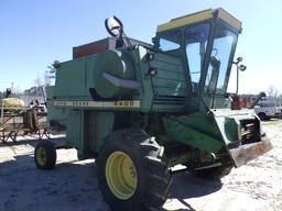 (4418) John Deere 4400 Combine