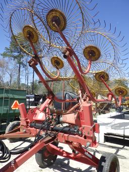 (4423) Faza 8 Wheel Hay Rack CTH8 Series