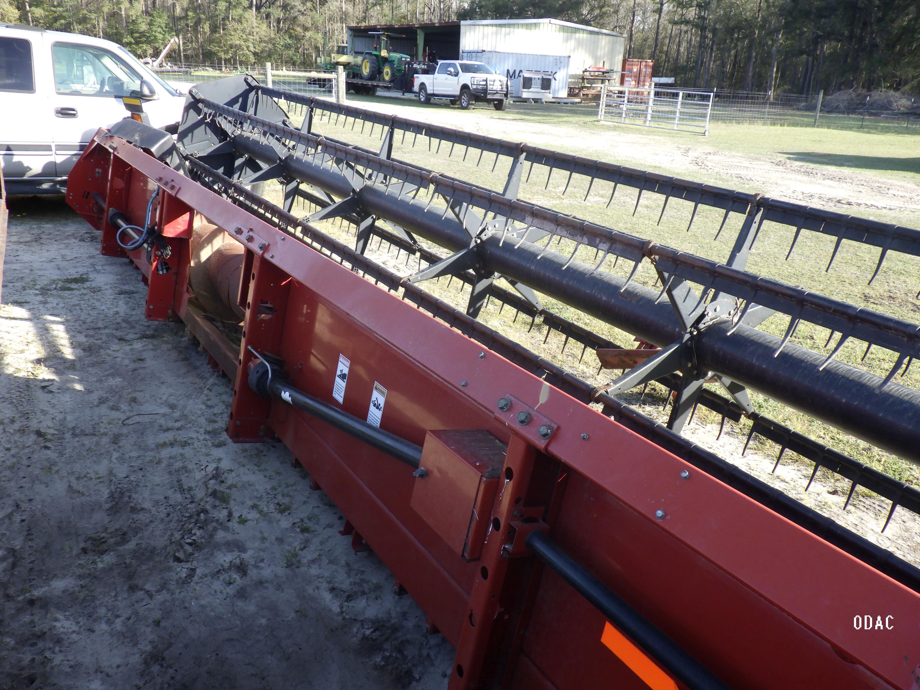 (4593) Case 1020 25' Platform Header