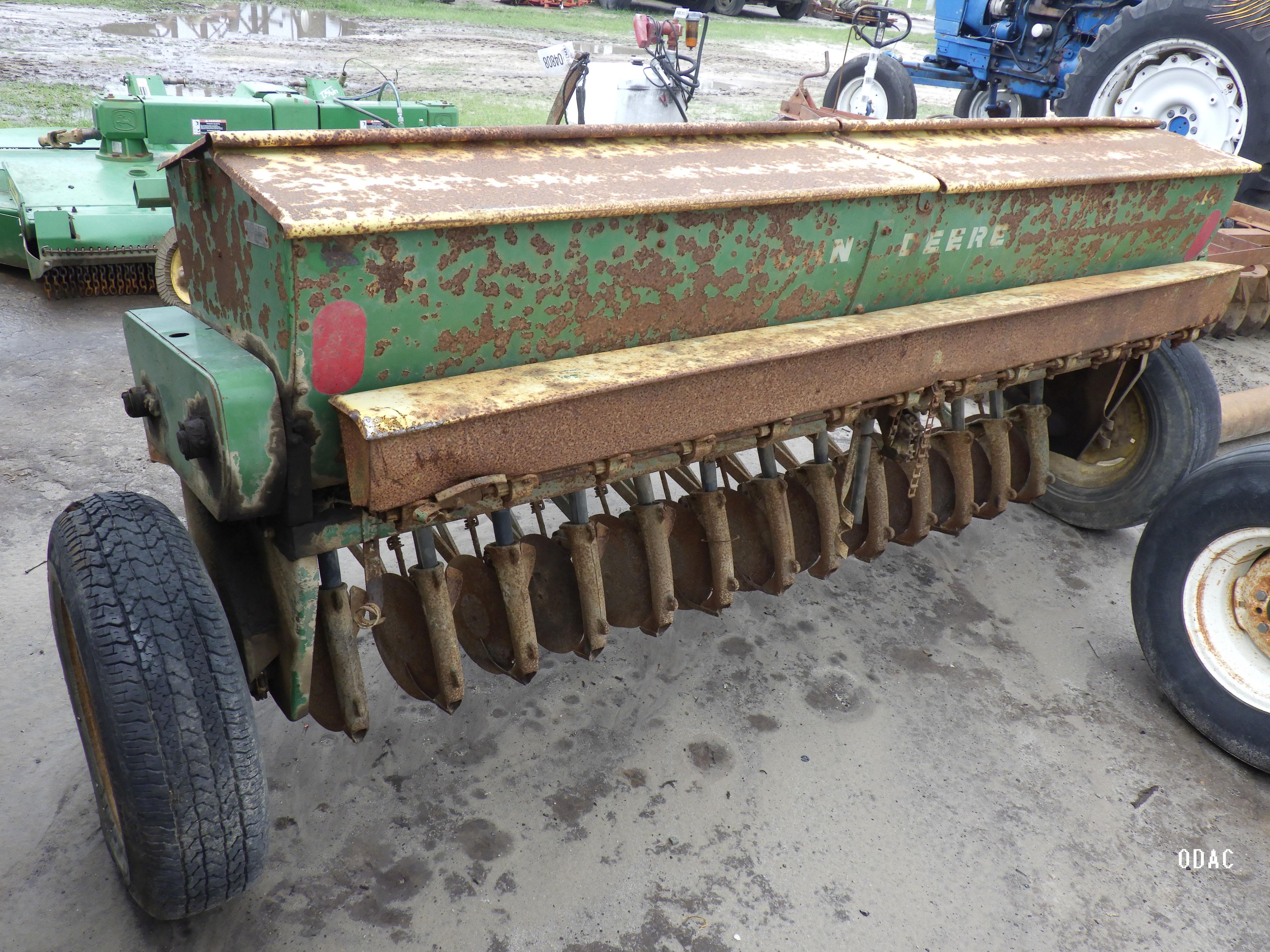(4808) 7' John Deere Model B Grain Drill