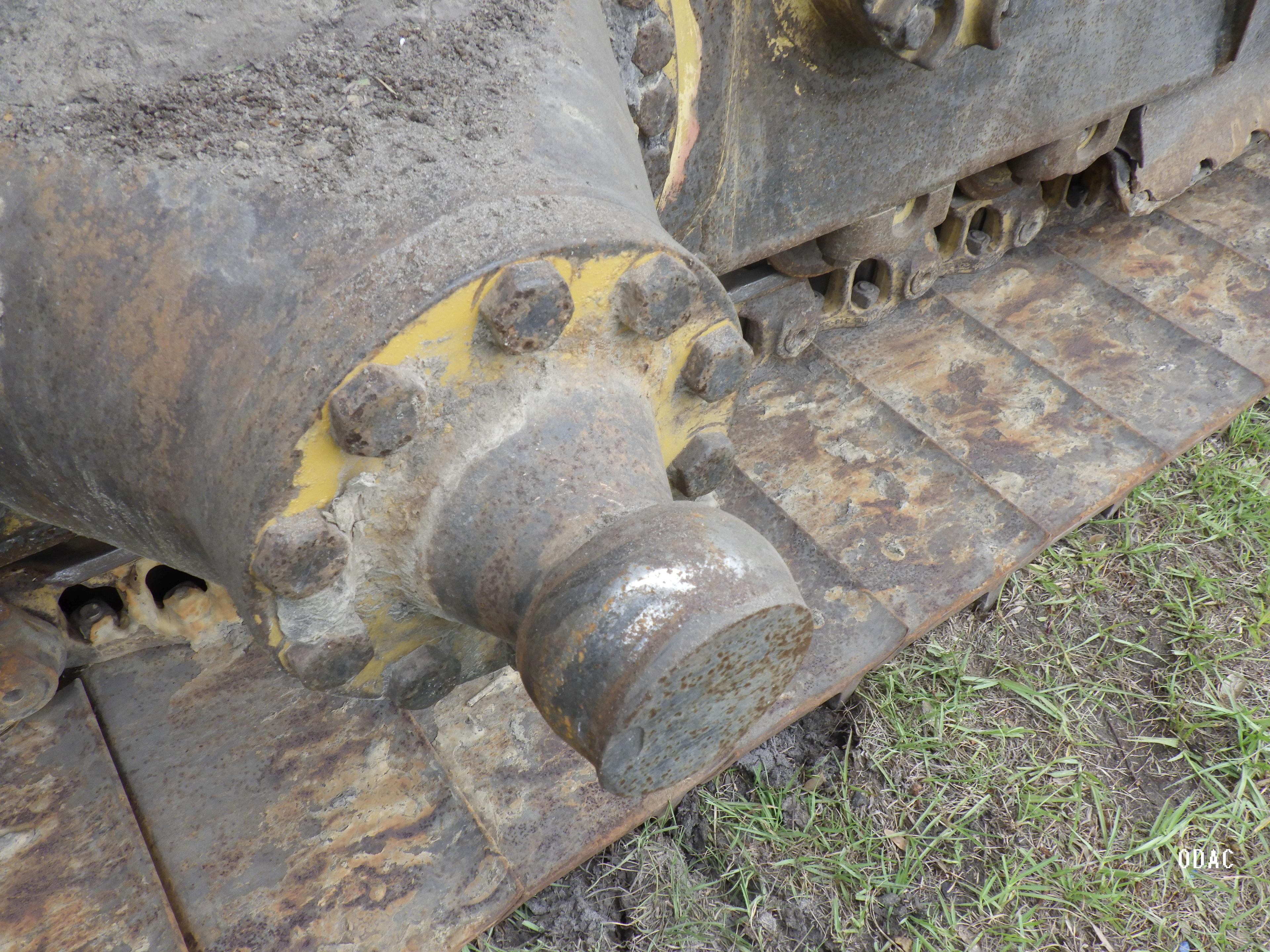 (4895) CAT G6T Cab Dozer