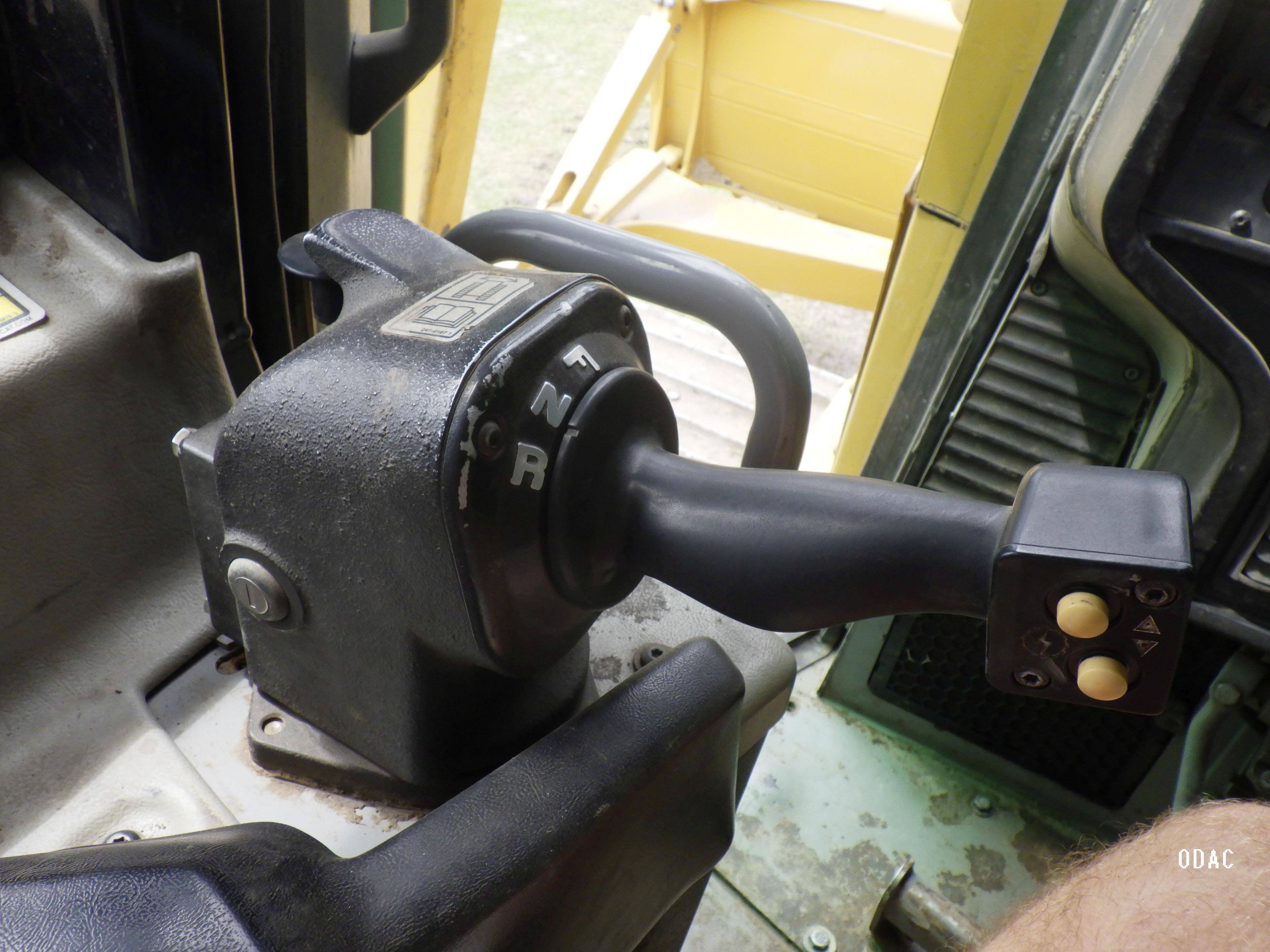 (4962) CAT D6T Cab Dozer
