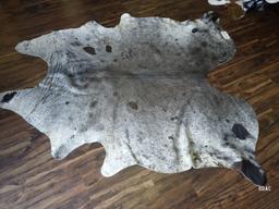 (5092) Cowhide Rug