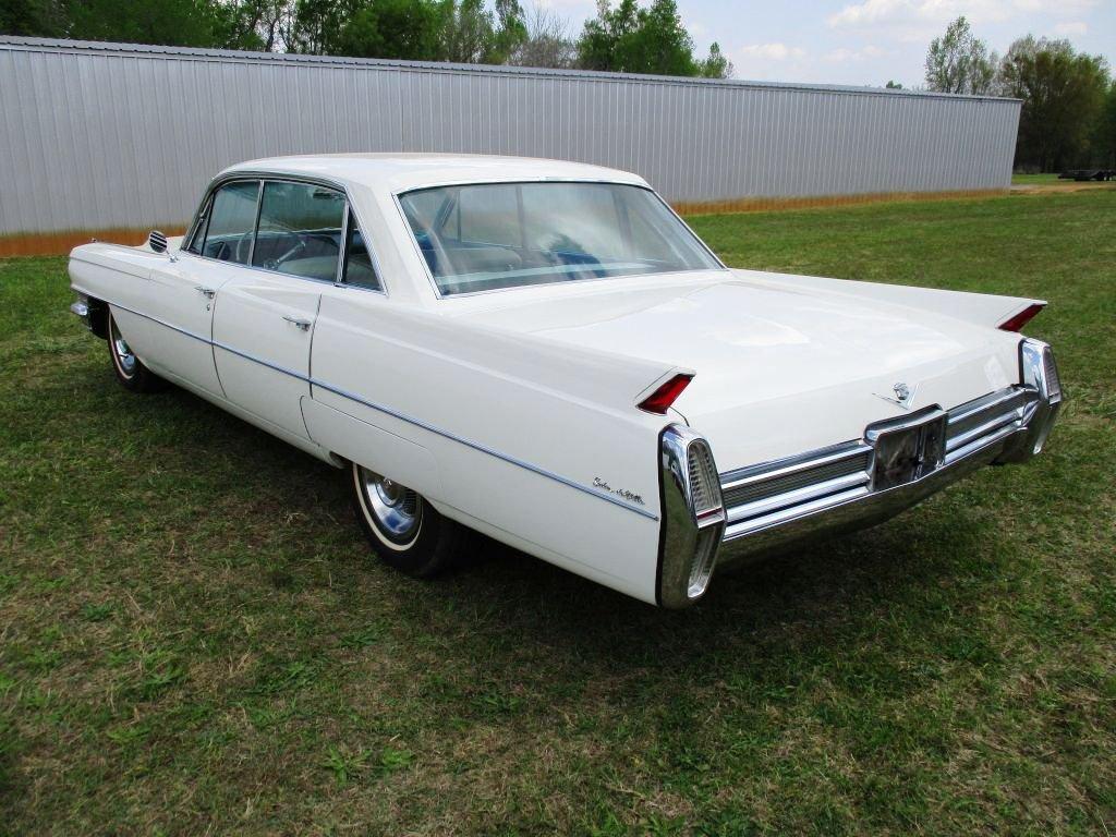 1964 CADILLAC SEDAN DEVILLE