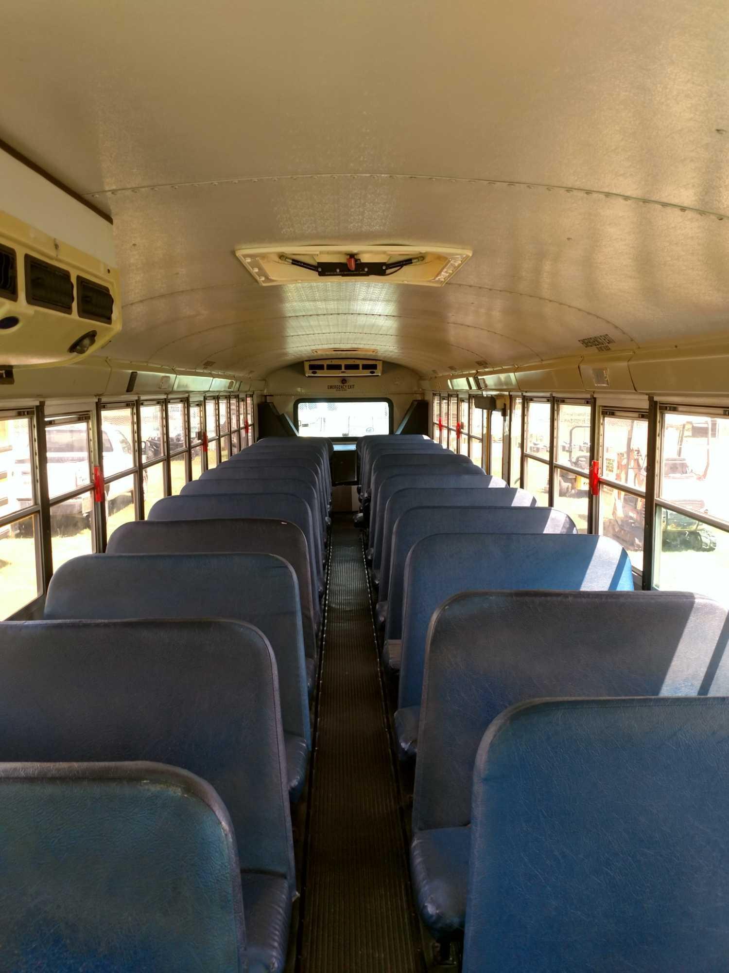 2005 ICCO MODEL PB305 SCHOOL BUS