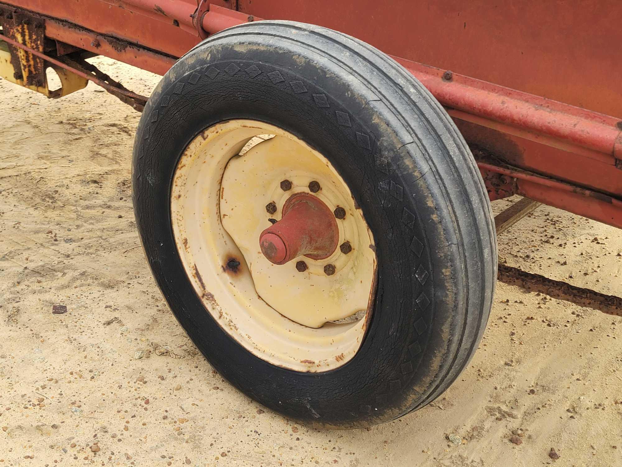 FORD NEW HOLLAND 329 MODEL CHAIN