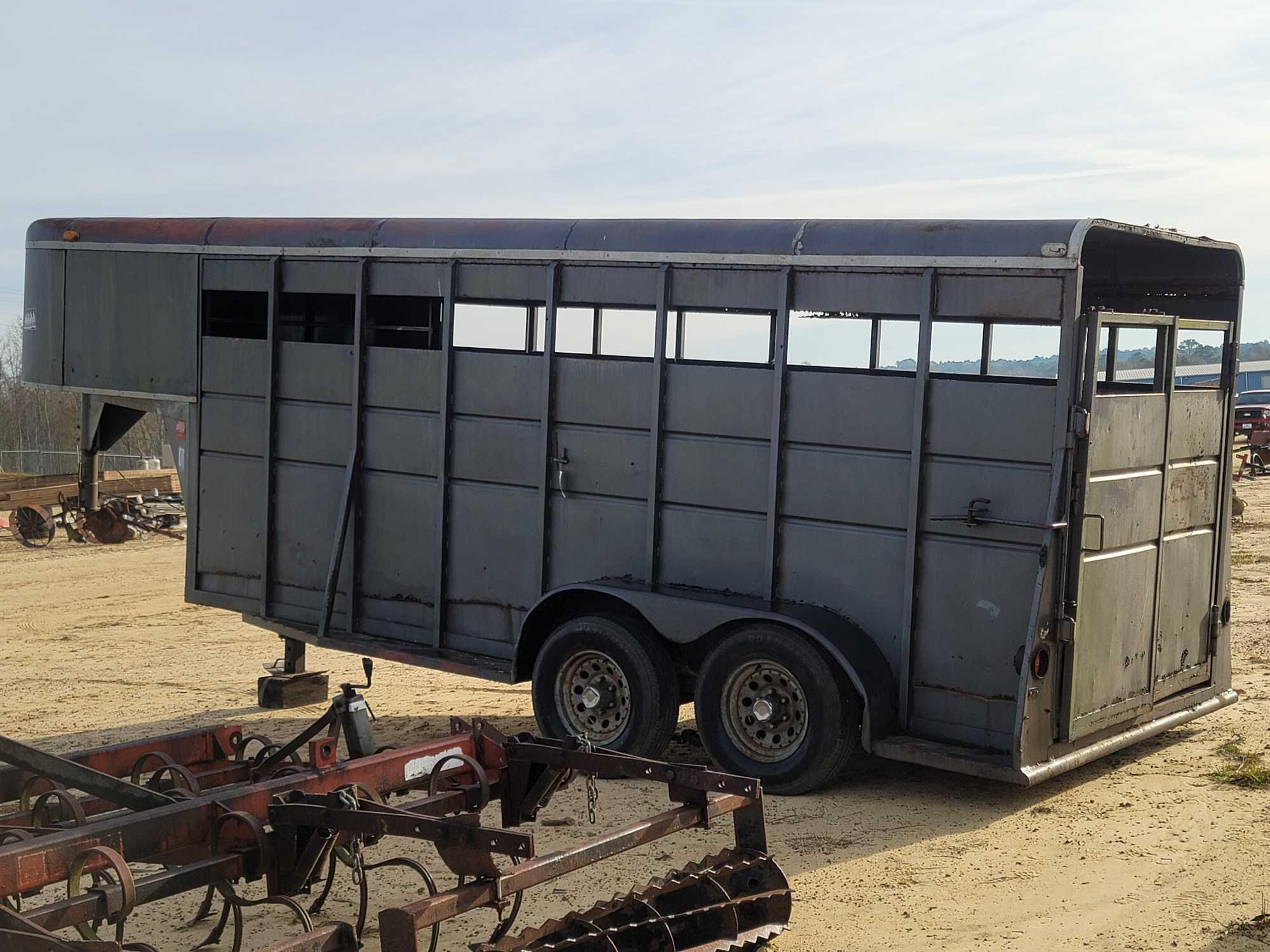 272 - 16' GOOSENECK STOCK TRAILER,