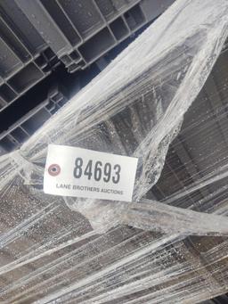 210 - 25 PLASTIC TOTES
