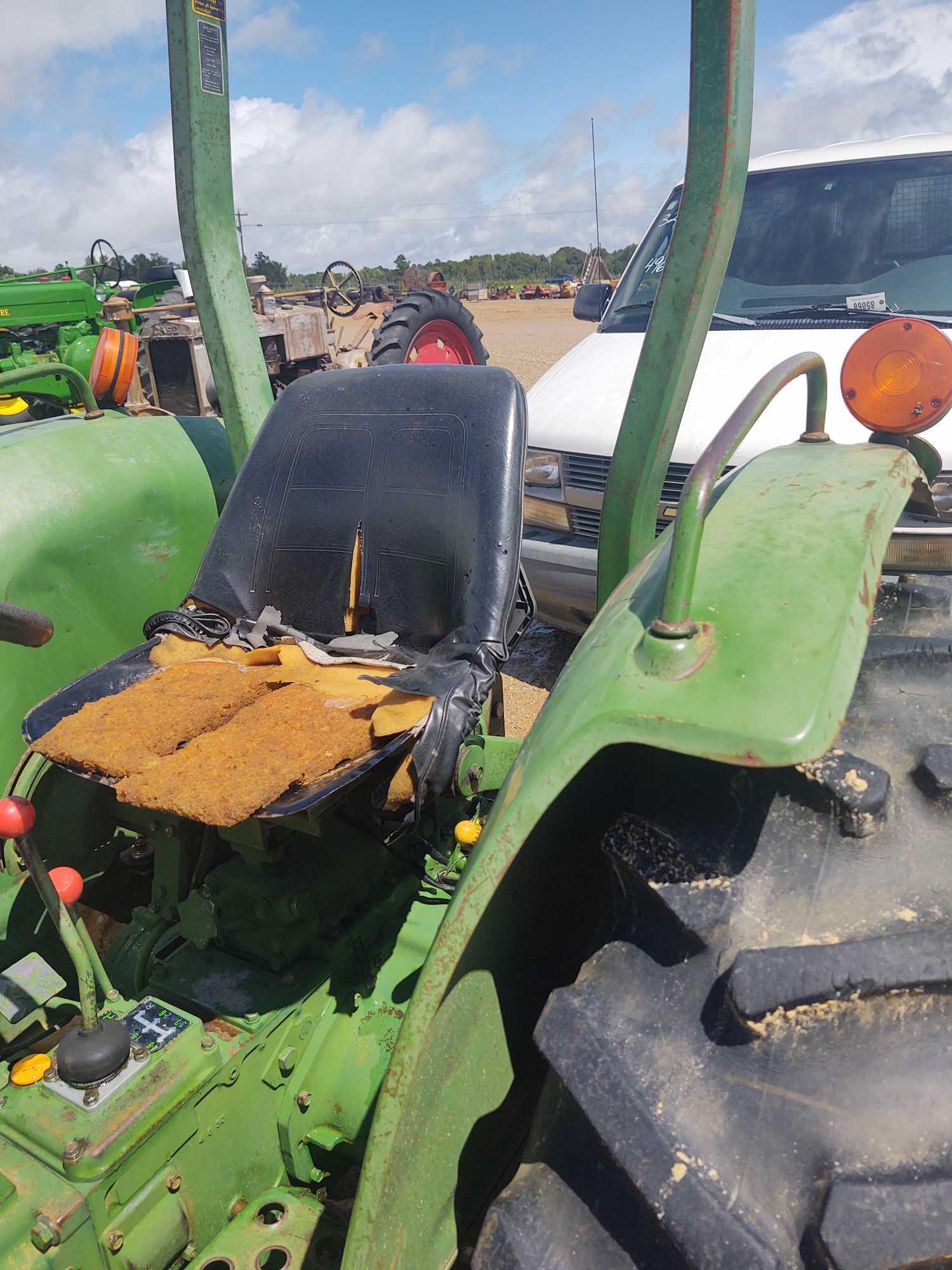 325 - JOHN DEERE 1050 2WD TRACTOR,