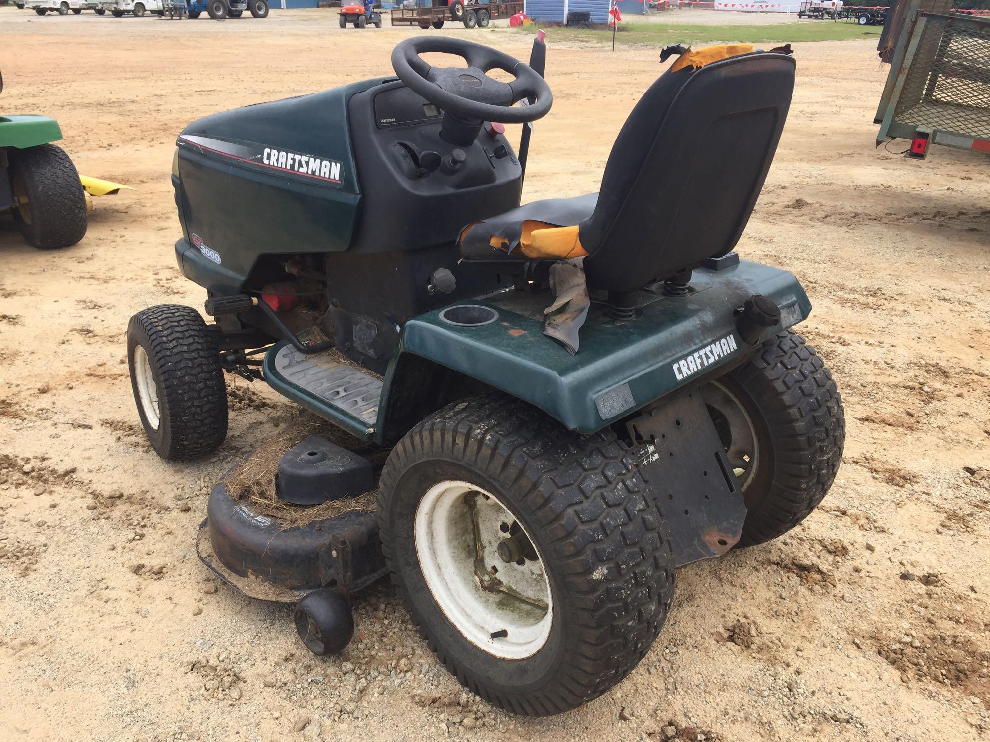 CRAFTSMAN GT 3000 RIDING LAWN MOWER