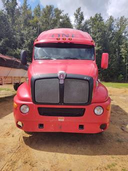 841 - 2003 T2000 KENWORTH SEMI *
