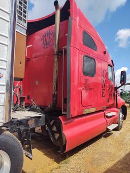 841 - 2003 T2000 KENWORTH SEMI *