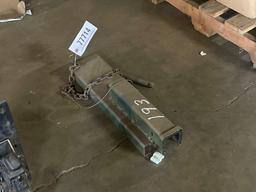 FORKLIFT HITCH RECIEVER