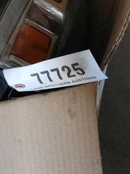 BOX CONSISTING OF HEADLIGHTS AND AIR CLEANER PARTS