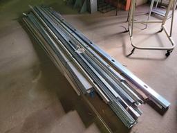 BUNDLE OF METAL STUDS,