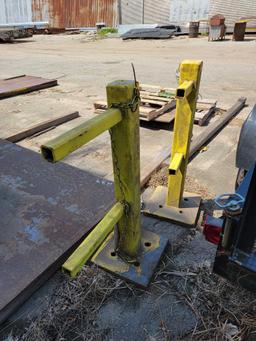 2 - 40" TALL POST WITH FLOOR PLATES
