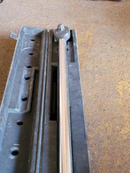 1 - TORQUE WRENCH