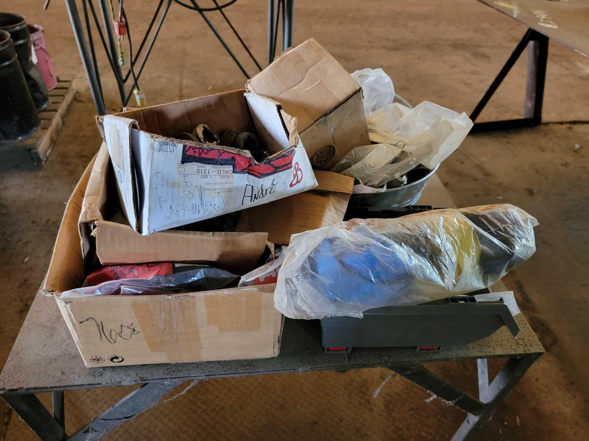 34" X 26" X 28" WORK TABLE