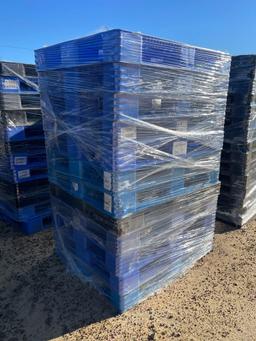 2683 - 12 - 40 X 48 PLASTIC PALLETS