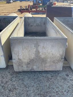 2741 - 4 X 8 CONCRETE WATER TROUGH