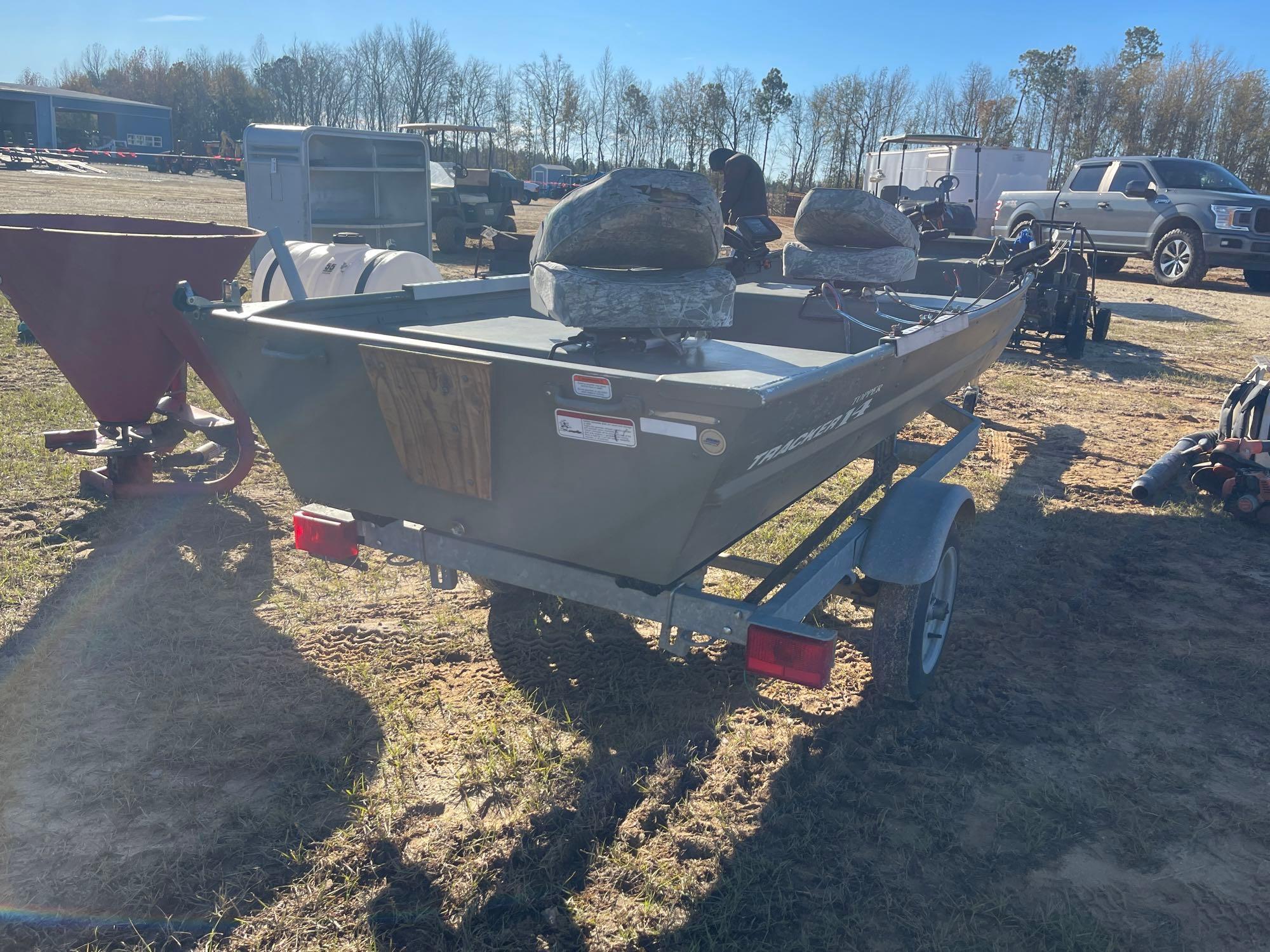 14' TRACKER ALUMINUM BOAT