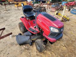 114 - CRAFTSMAN T3400 LAWN TRACTOR
