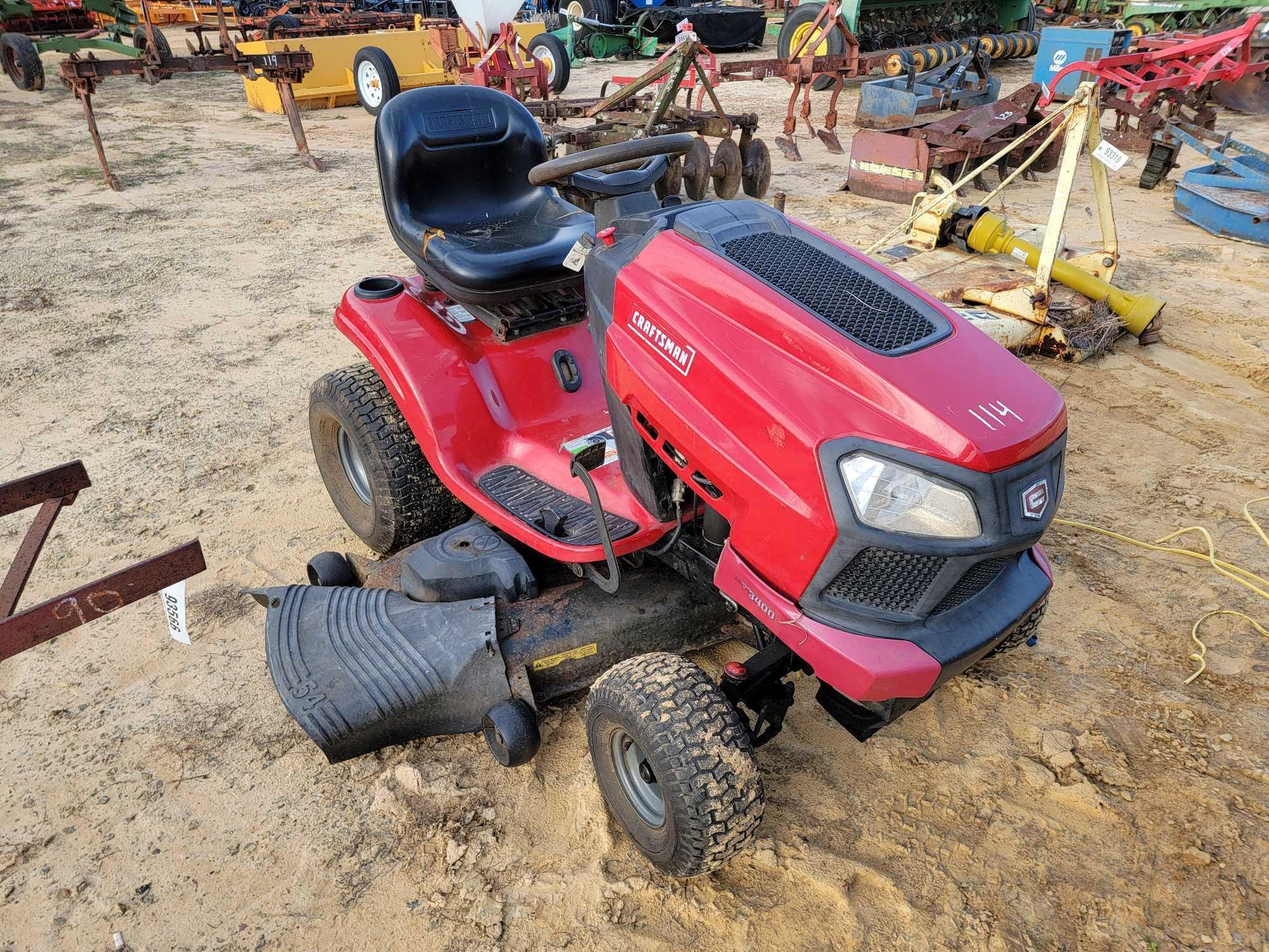 114 - CRAFTSMAN T3400 LAWN TRACTOR