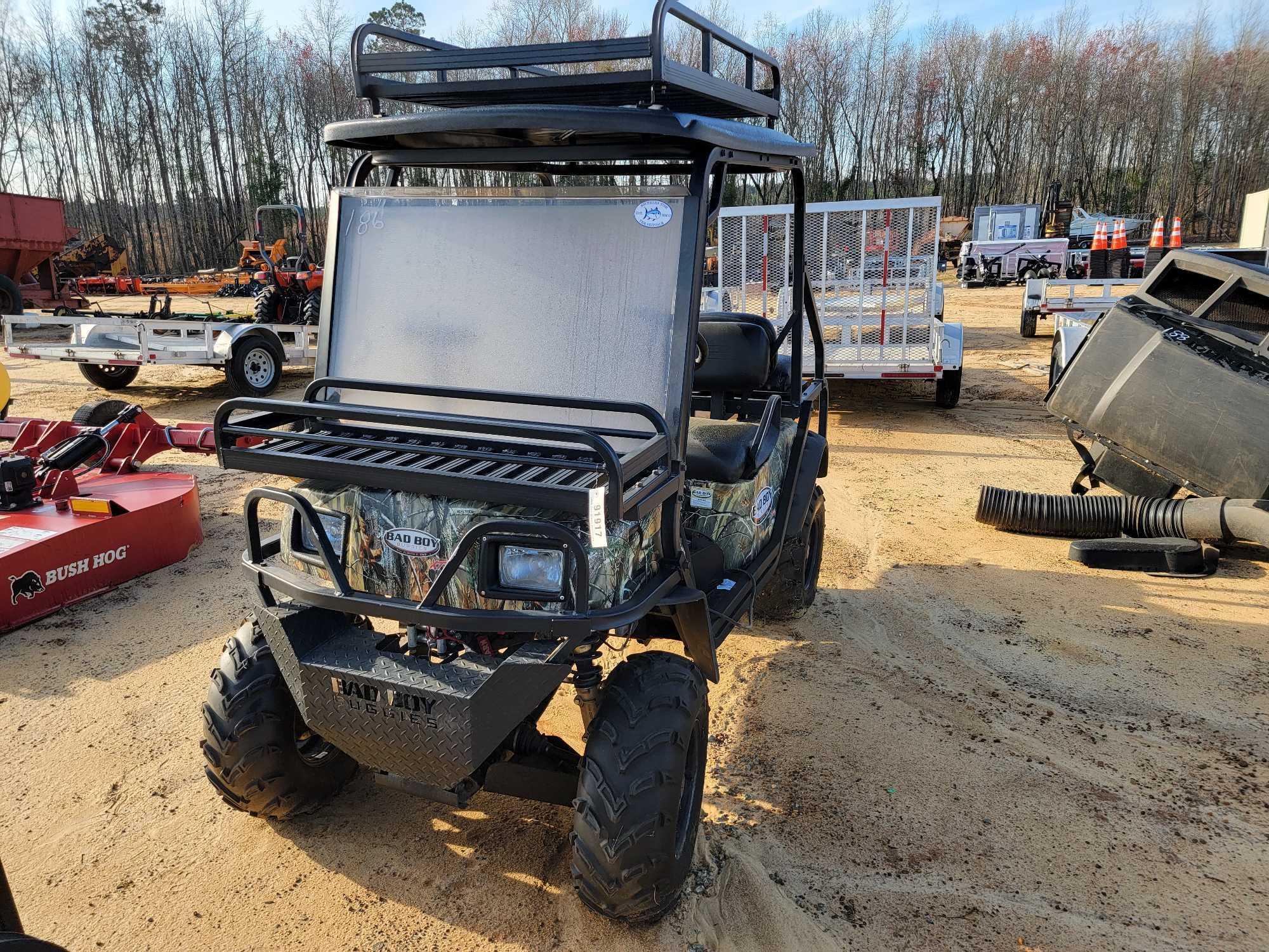186 - ABSOLUTE - BAD BOY 48 VOLT 4WD BUGGY