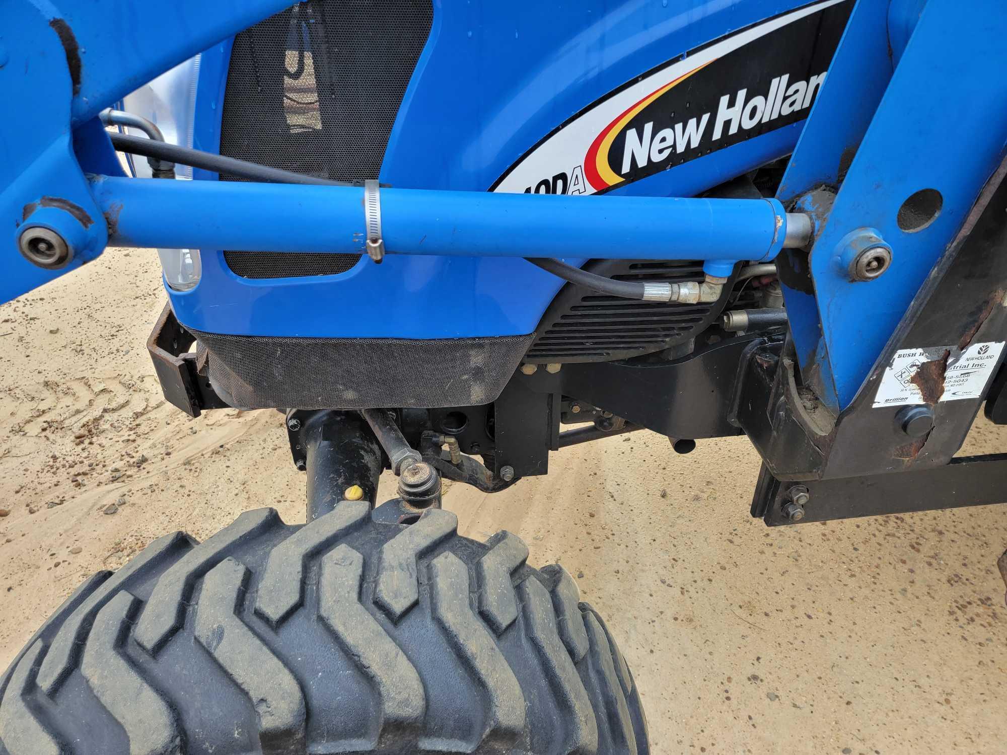 297 - NEW HOLLAND TC40DA 4WD TRACTOR