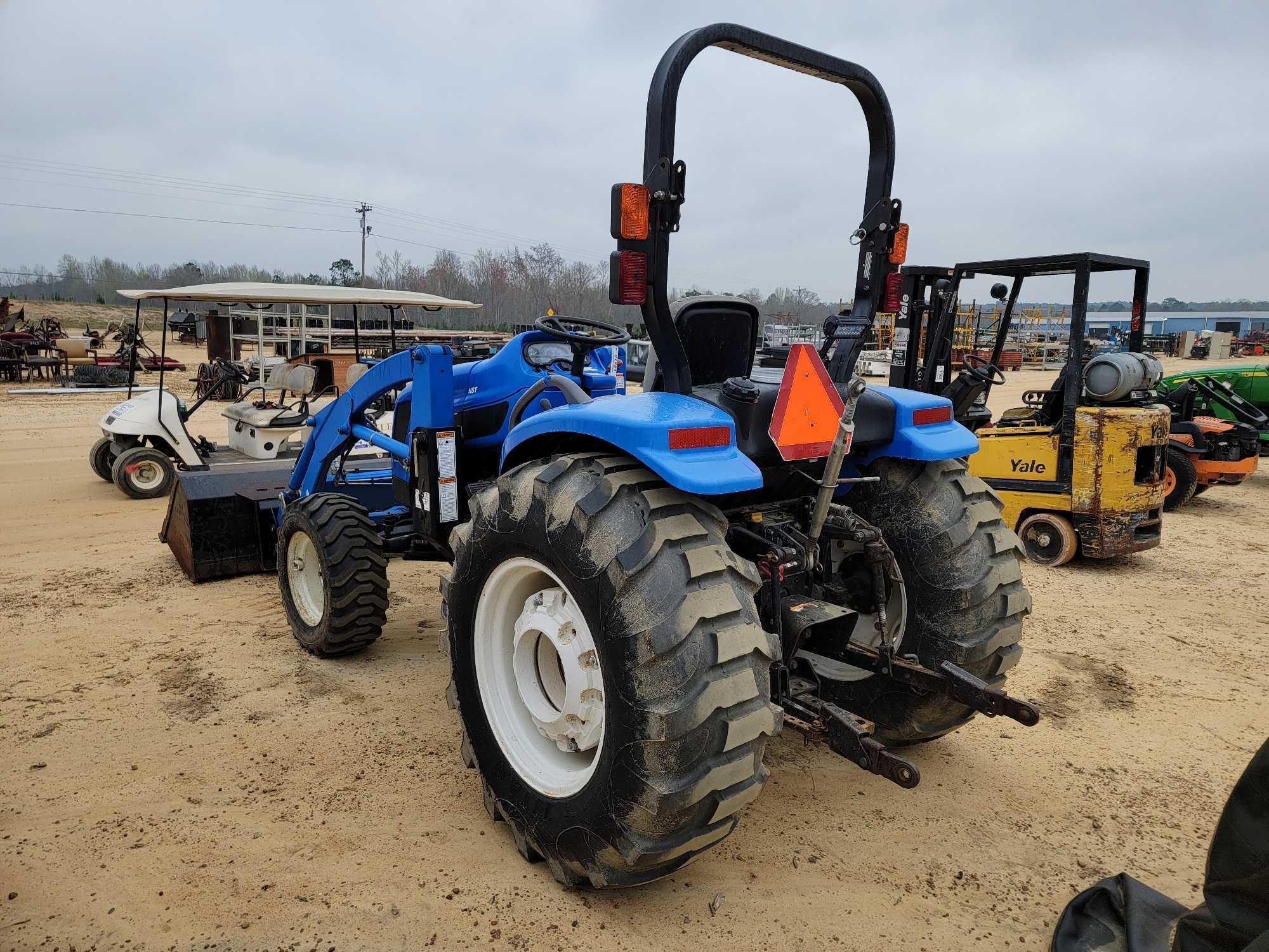 297 - NEW HOLLAND TC40DA 4WD TRACTOR